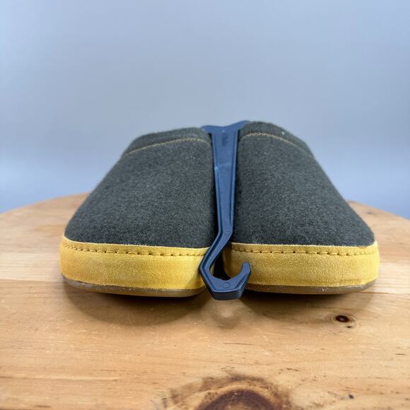 Olukai Hamani Hulu Mens Size 11 Slippers Dusty Olive Slip On Shoes Wool Warm NEW - Picture 2 of 6